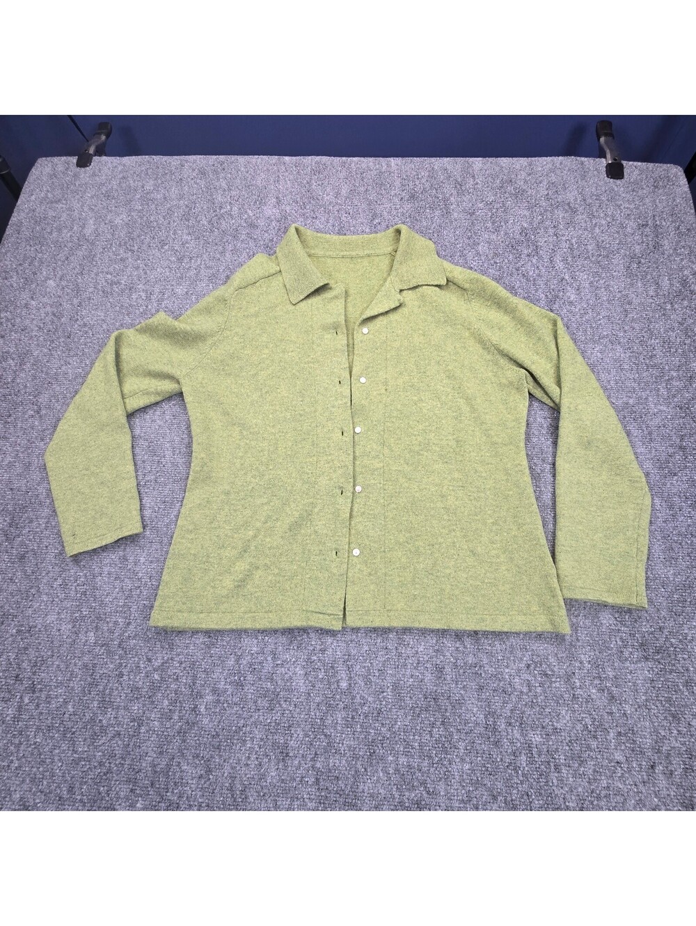 Light Green Cashmere Collared Cardigan Women's Medium Estimated